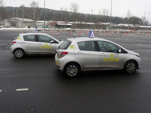 Na kandydatów na kierowców w WORD Zielona Góra czekają Toyoty Yaris, ale zdawać można na niemal każdym pojeździe., źródło: materiały własne www.info-car.pl